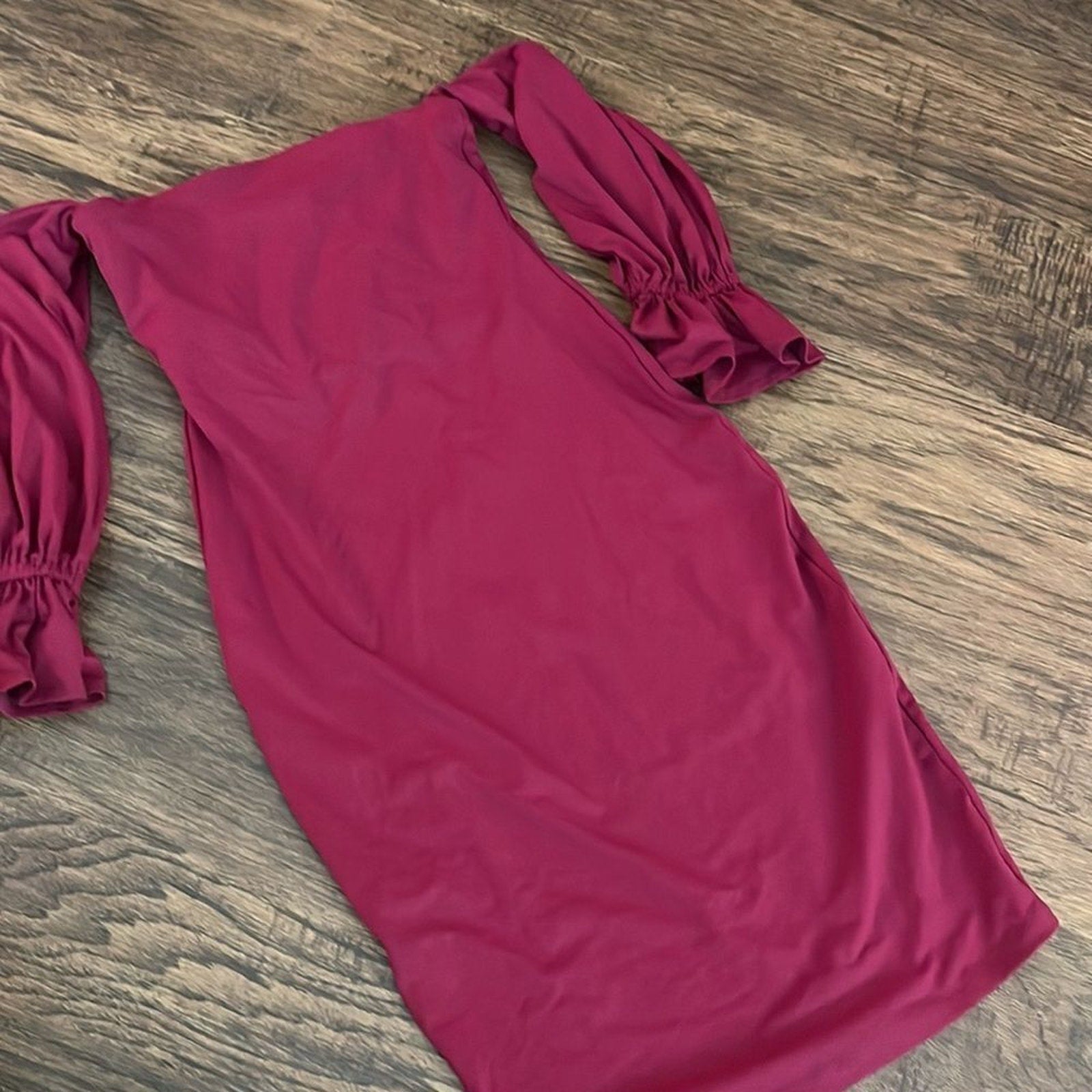 NWT Susana Monaco Off-the-shoulder Shealth Dress - size Small