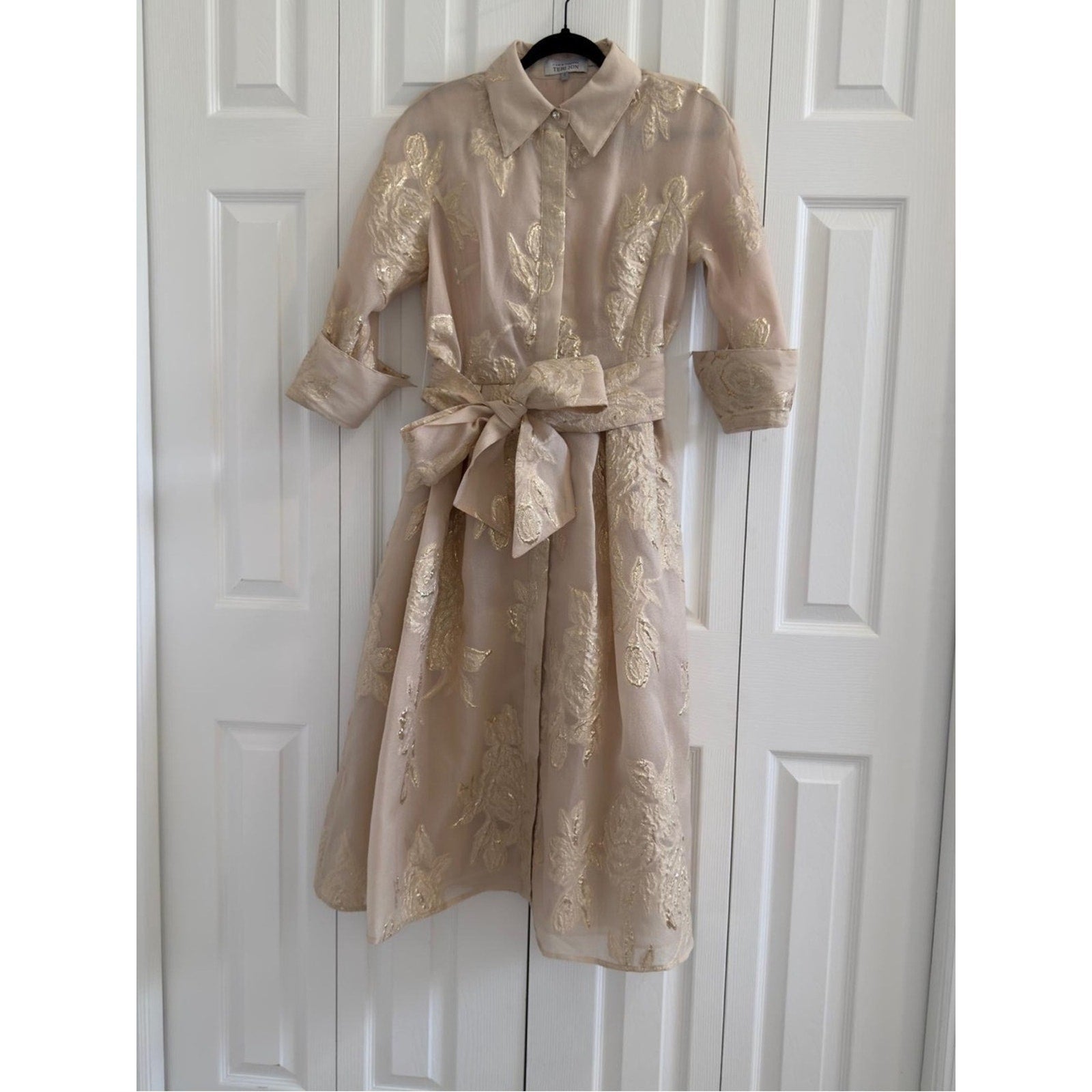 NWT Teri Jon Metallic Jacquard Shirt Dress with Floral Print -4 🌟
