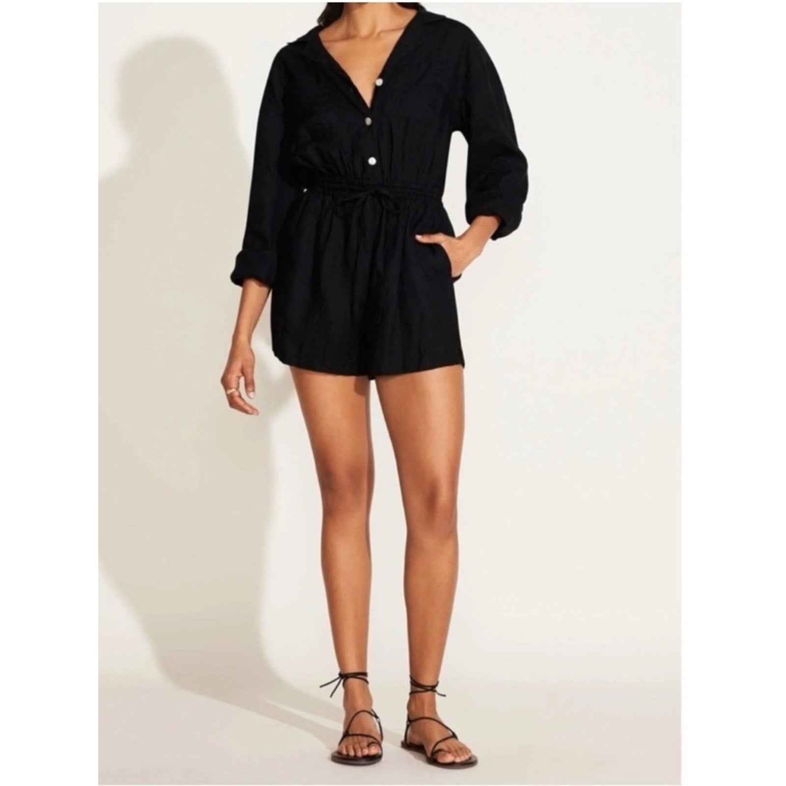 NWT Vitamin A The Getaway Romper  - size small