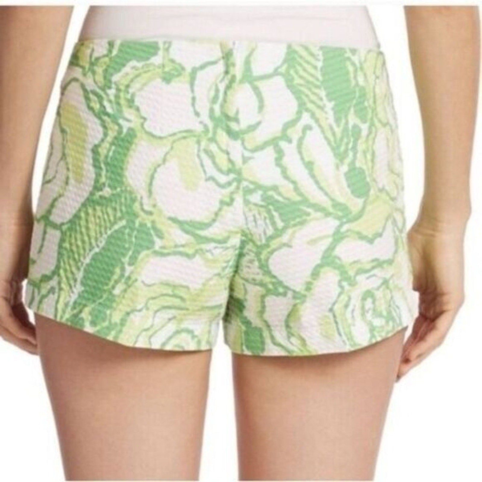 LILLY PULITZER LIZA SHORT RESORT WHITE HEART BREAKERS - size 0
