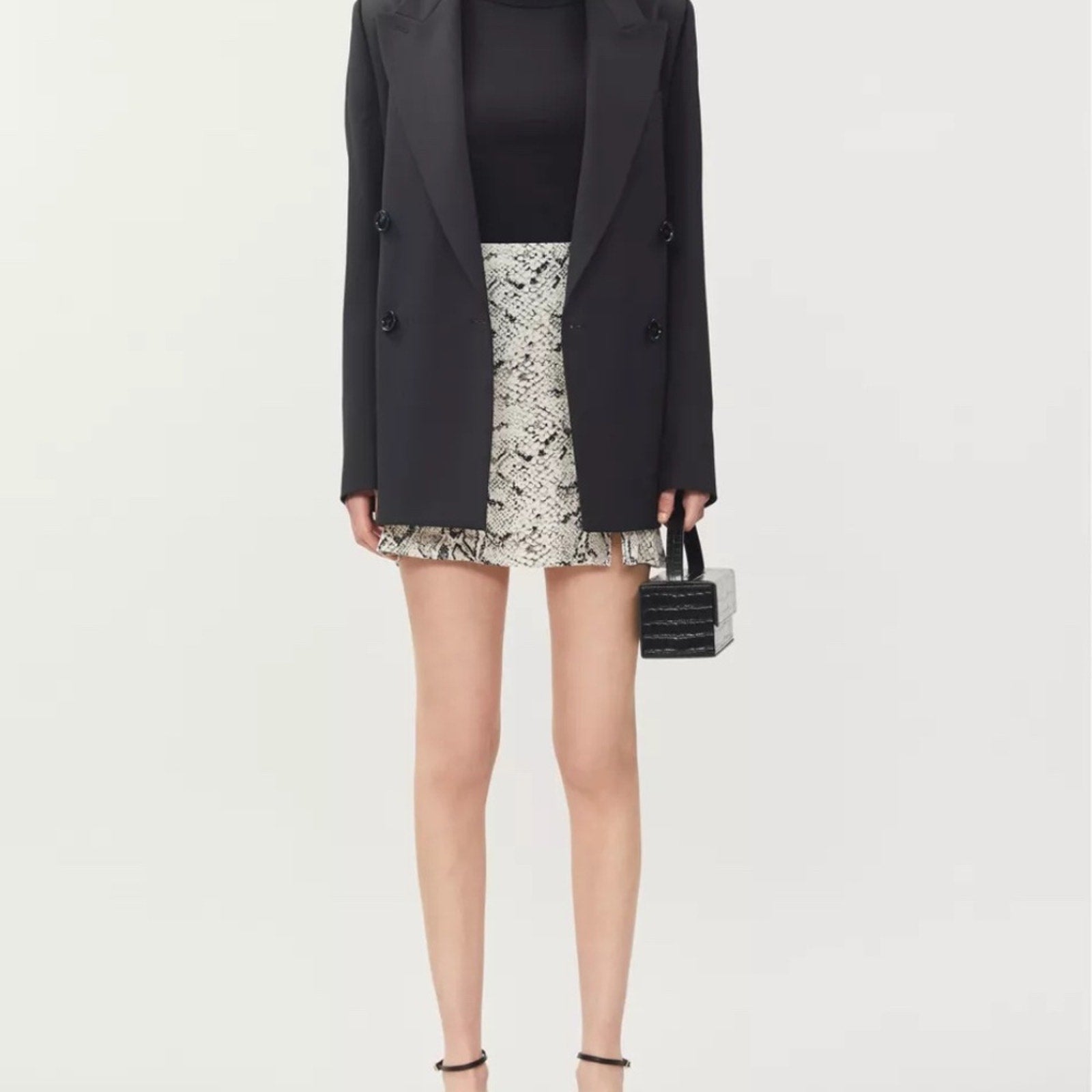 REFORMATION Margot Mini Skirt PRINT FRONT SLIT - size 8