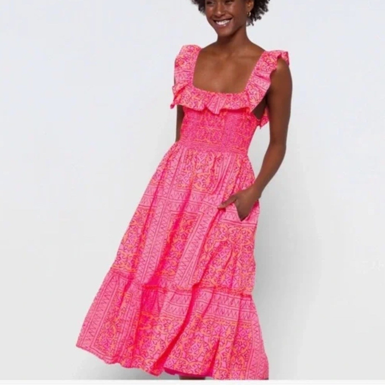 Vineyard Vines smocked ruffle dress knockout pink - size small
